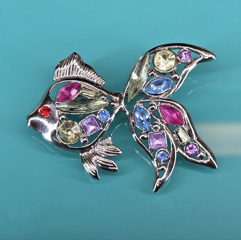 Vintage Angel Fish Multi Colored Stone Brooch